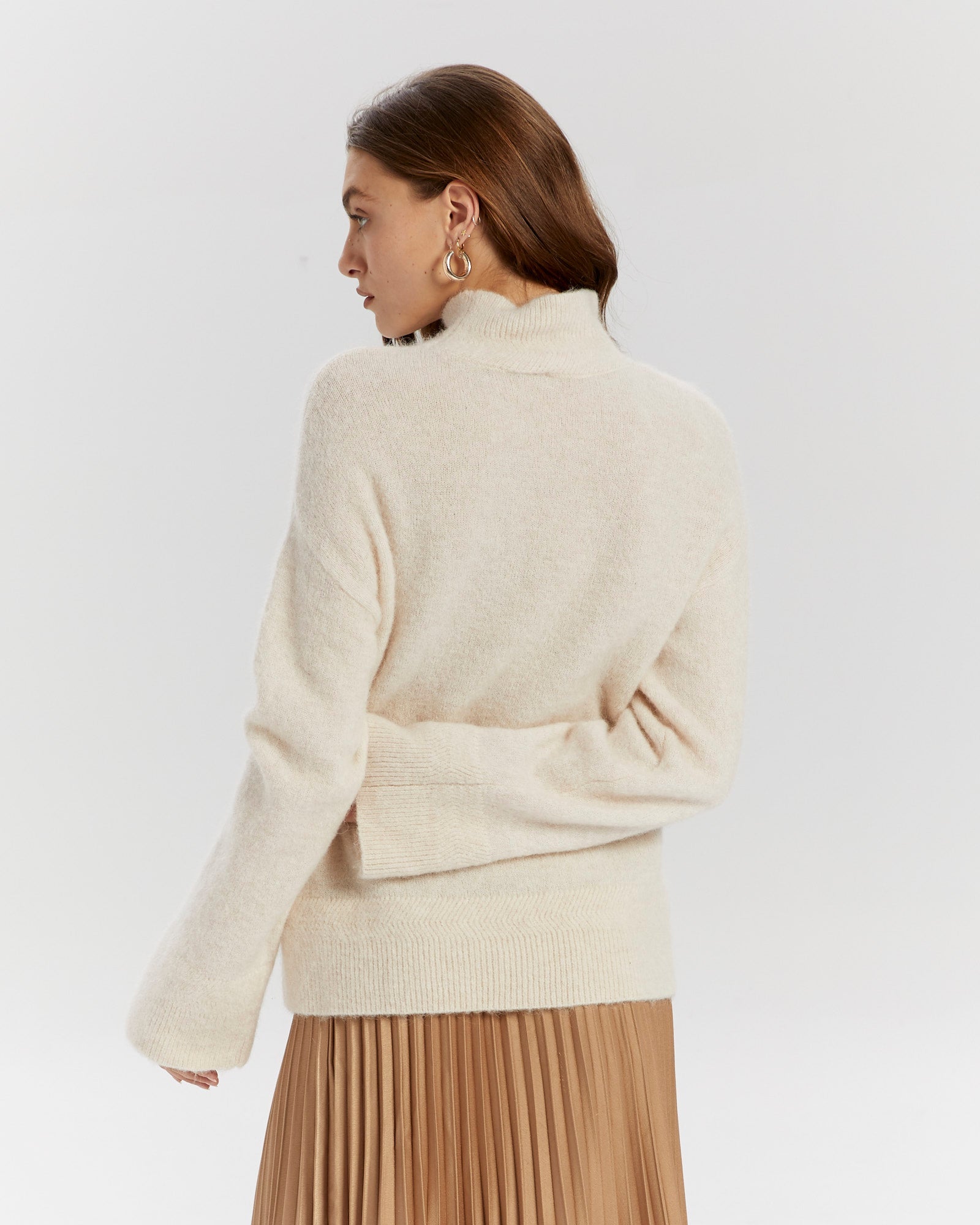 YASNELLIS KNIT PULLOVER